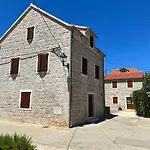 Semesterbostad House Morko Vrboska