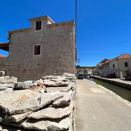 House Morko Nyaraló