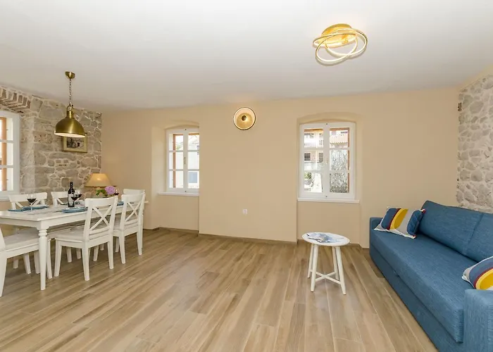 House Morko * 韦伯斯卡